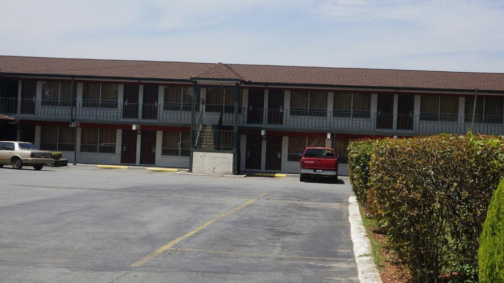 Budget Inn Malvern Exterior foto
